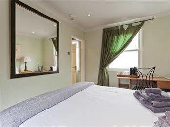 Hamilton's Guest house